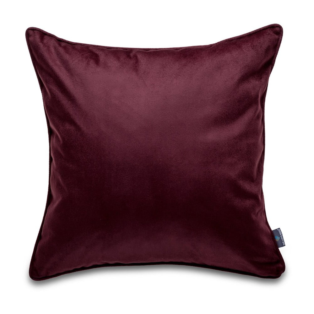Tmavě červený povlak na polštář se sametovým povrchem WeLoveBeds Eggplant