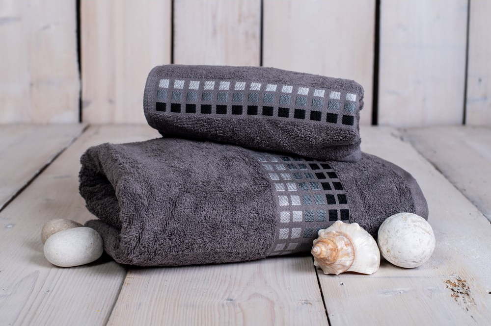 Šedý bavlněný ručník 100x50 cm Darwin - My House My House
