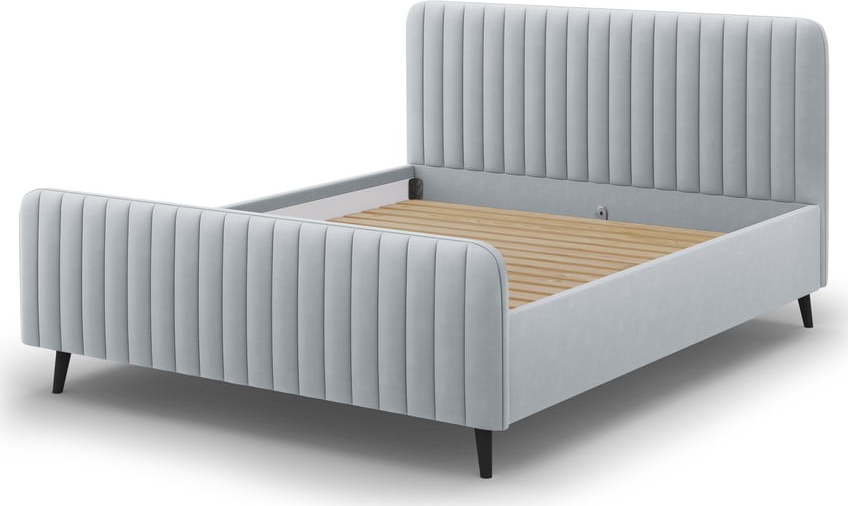 Světle šedá čalouněná dvoulůžková postel s roštem 140x200 cm Lily - Micadoni Home Micadoni Home