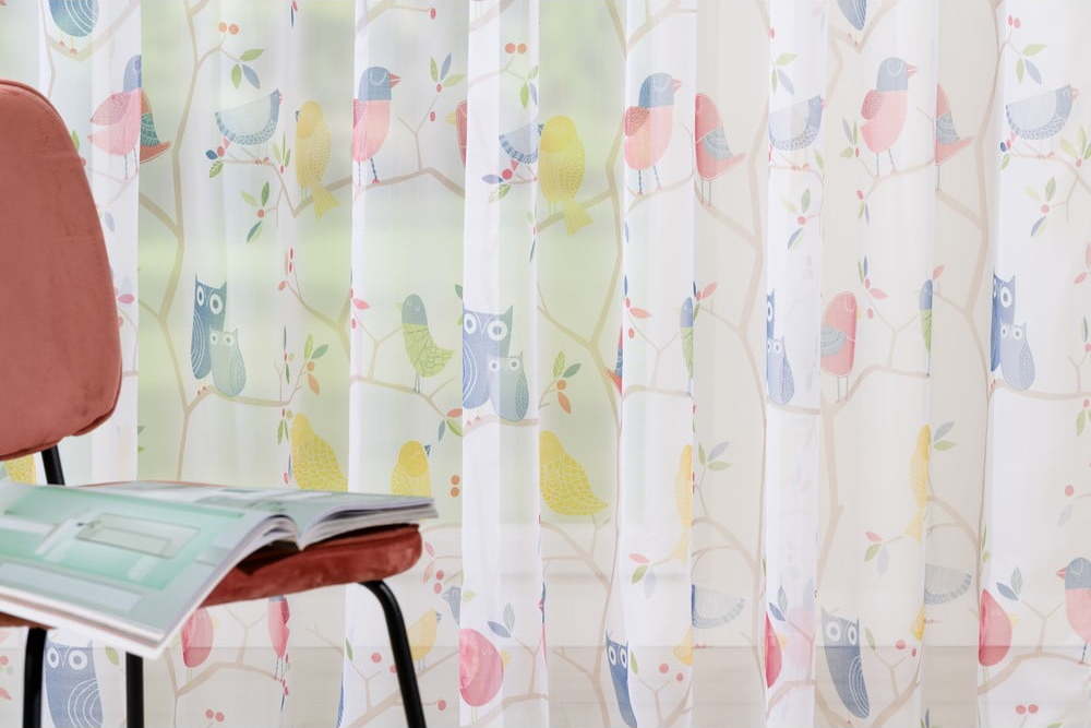 Dětská záclona 140x245 cm Owl – Mendola Fabrics Mendola Fabrics